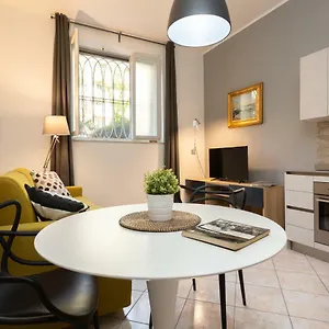 https://cozy-studio-apartment-in-milan-downtown.it-lombardy.com